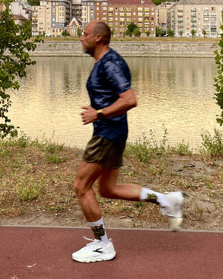 Brooks Flex carousel 3